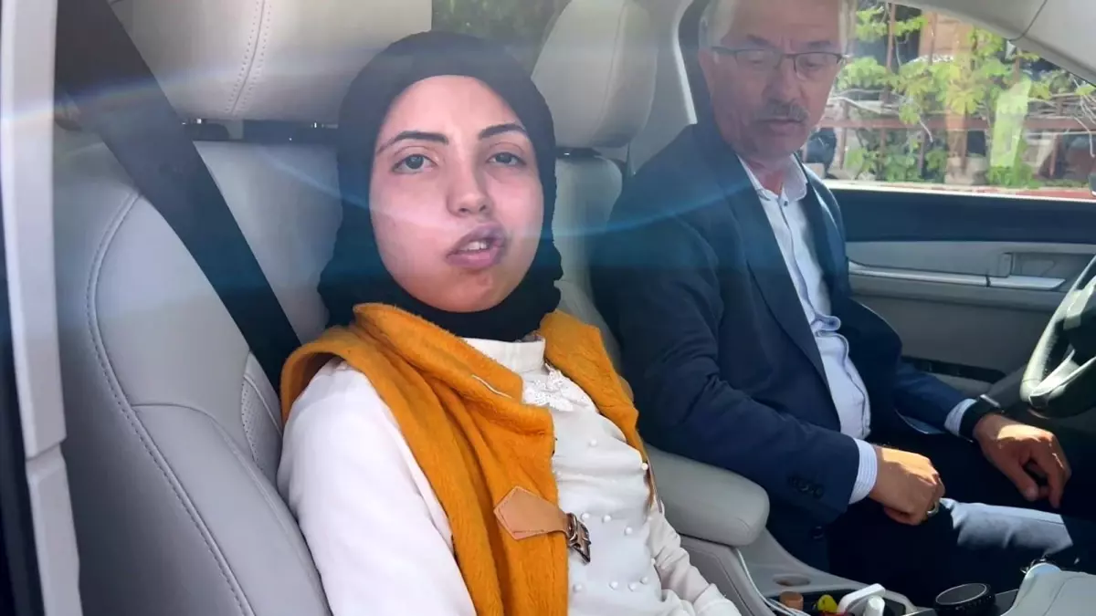 Engelli genç kızın TOGG sevinci