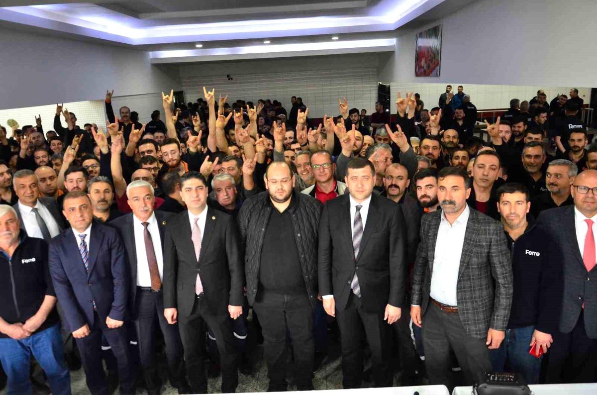 MHP'li Özdemir: 'Özerklik isteyen CHP kadroları, şehidin bacısına küfreden İP milletvekilleri hangi hainlerle kol kola girerse girsin amaçlarına...