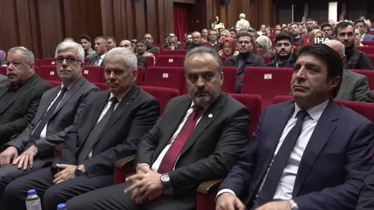 Bursa'da 'iş sağlığı ve güvenliği' sahnede anlatıldı