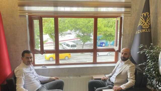 Ferhat Özcan kimdir, neden öldü? MHP'li Ferhat Özcan silahlı saldırıya uğradı!