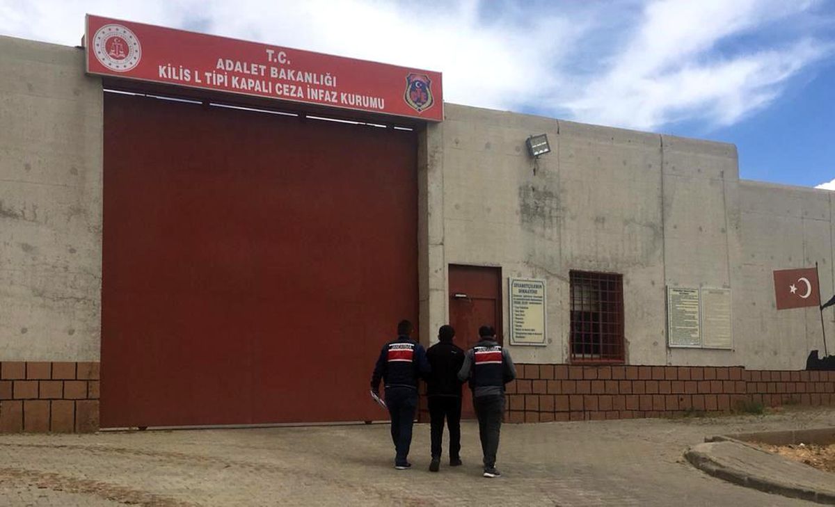 Kilis'te 17 yıl 3 ay hapis cezası bulunan firari yakalandı