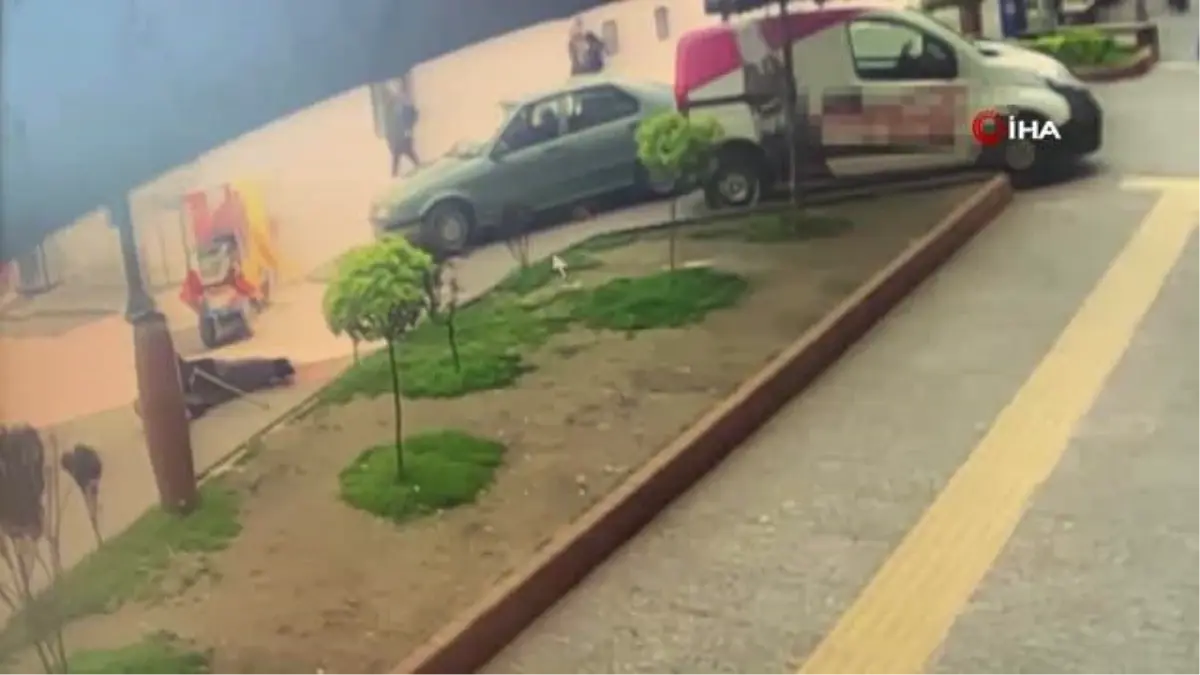 Sinop'ta akülü motosiklet yaya böyle çarptı