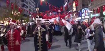 Ümraniye'de gençler 'Recep Tayyip Erdoğan' sloganlarıyla yürüdü