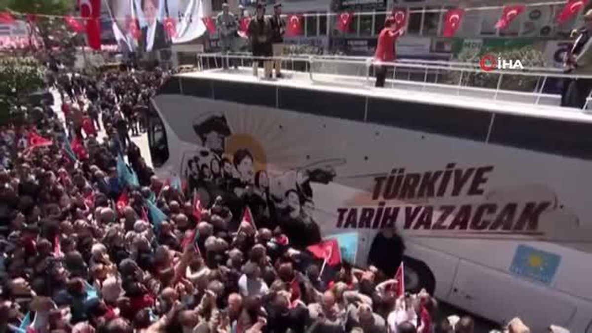 İYİ Parti Lideri Akşener Ispartalılarla buluştu