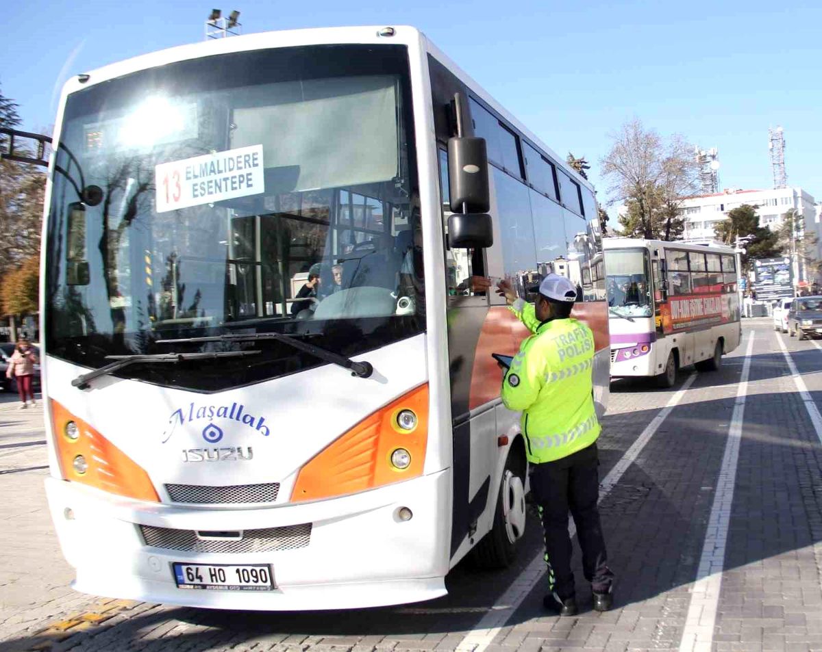 Uşak'ta 602 sürücüye para cezası kesildi