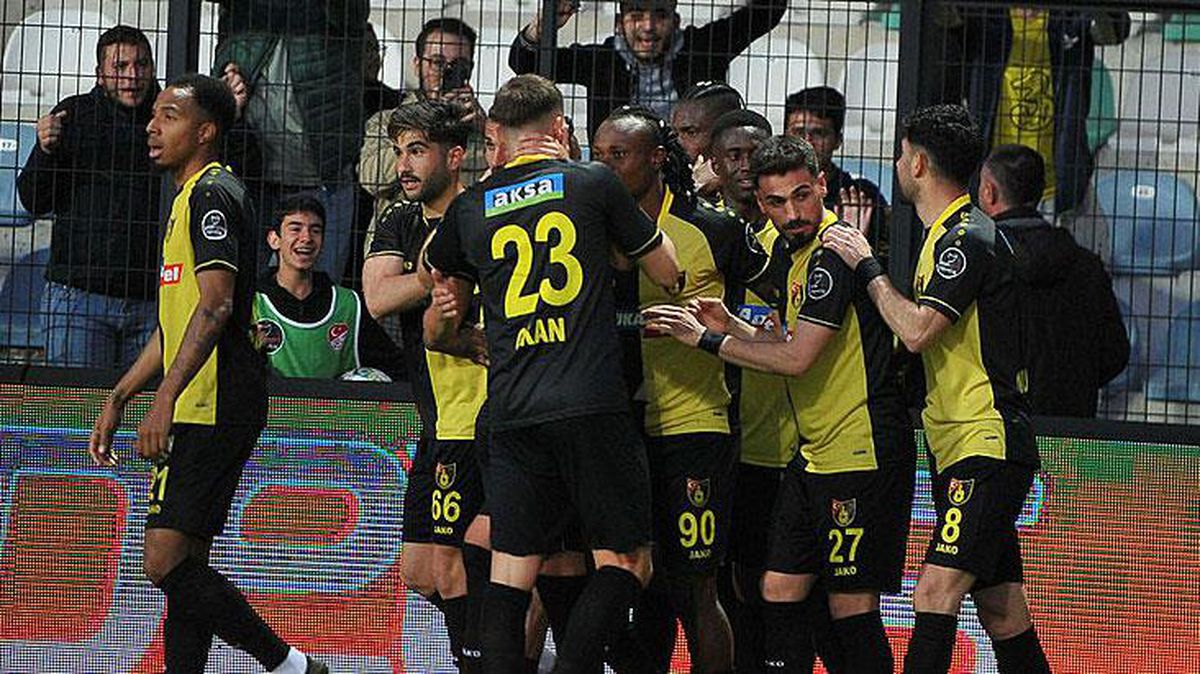 10 kişi kalan rakibe 30 şut çektiler, penaltı kaçırdılar ve kaybettiler! Giresunspor, İstanbul'da kabusu yaşadı