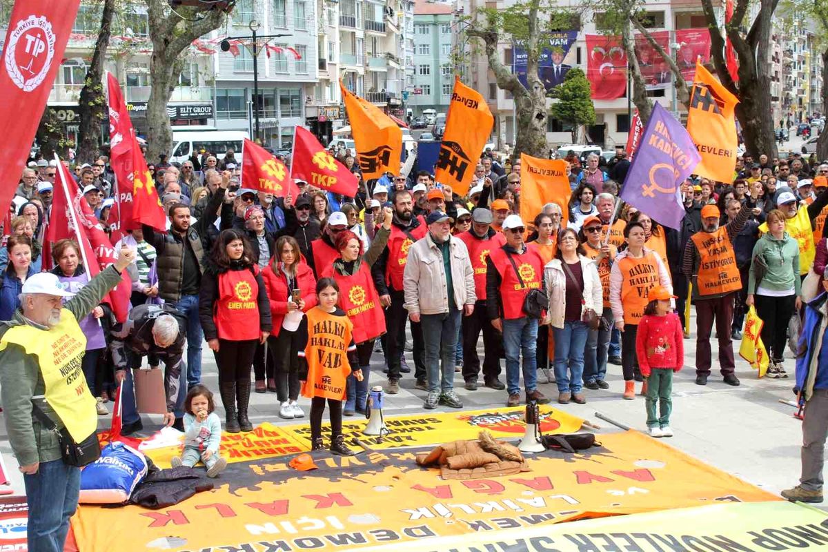 Sinop'ta 1 Mayıs coşkuyla kutlandı