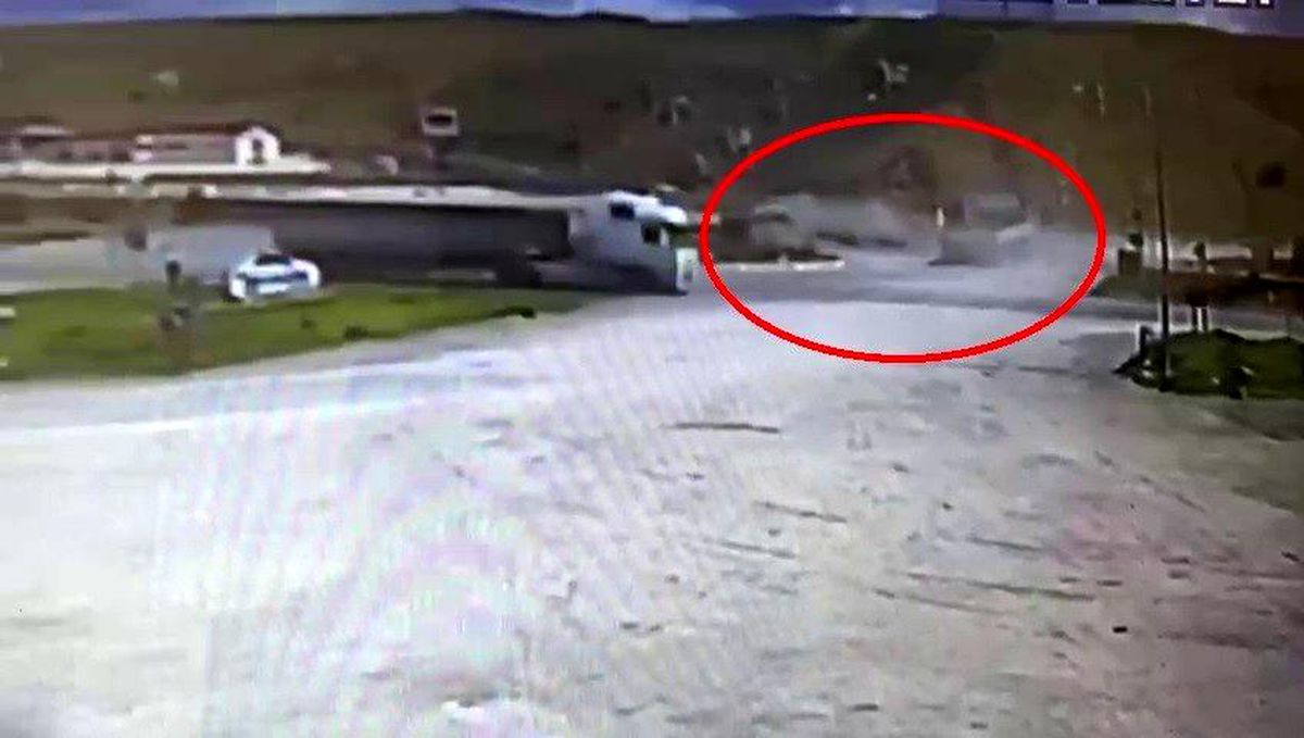 Defalarca takla attı, o anlar saniye saniye güvenlik kamerasına yansıdı