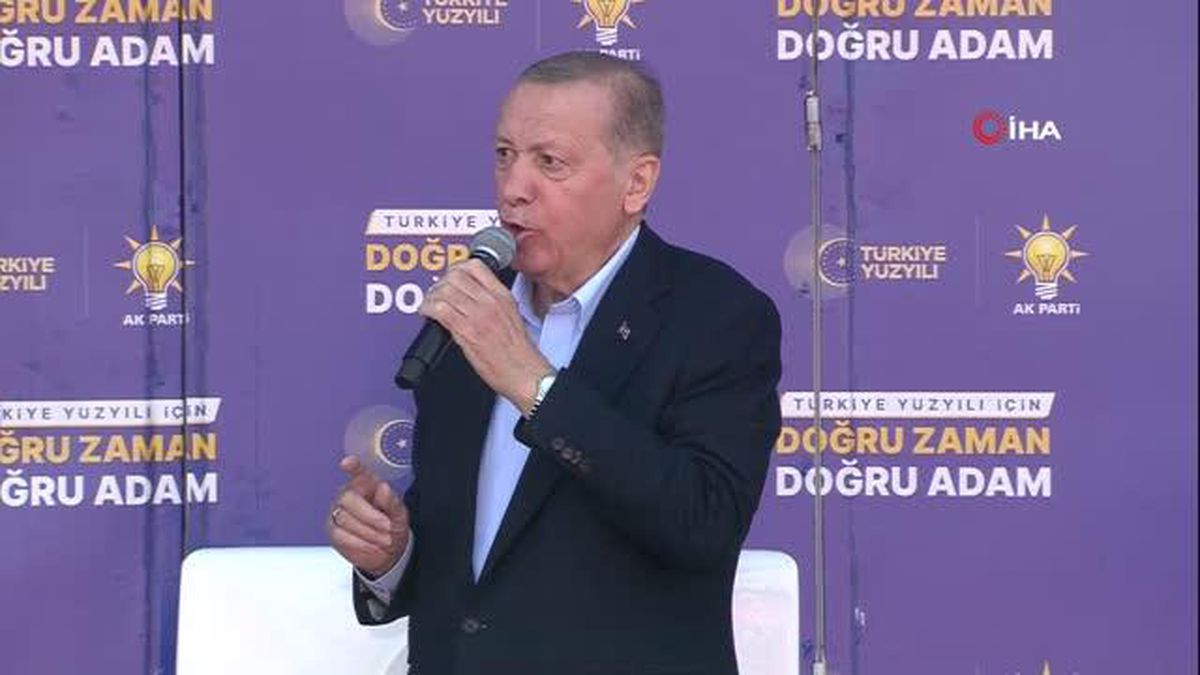 Erdoğan: 'Bu ülkeyi alevi, sünni diye ayrıma tabi tutanlara lanet olsun'