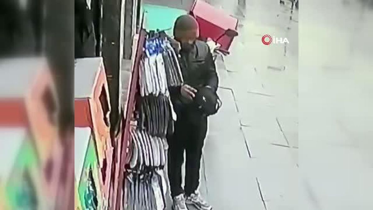 Gaziosmanpaşa'da şapka ve çorap çalan şahıs kamerada