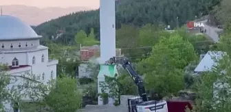 Hatay'ın en uzun minaresi böyle yıkıldı
