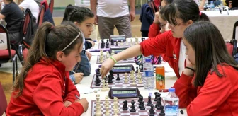 Manisa'da yapılan okul sporları satranç grup finalleri sona erdi