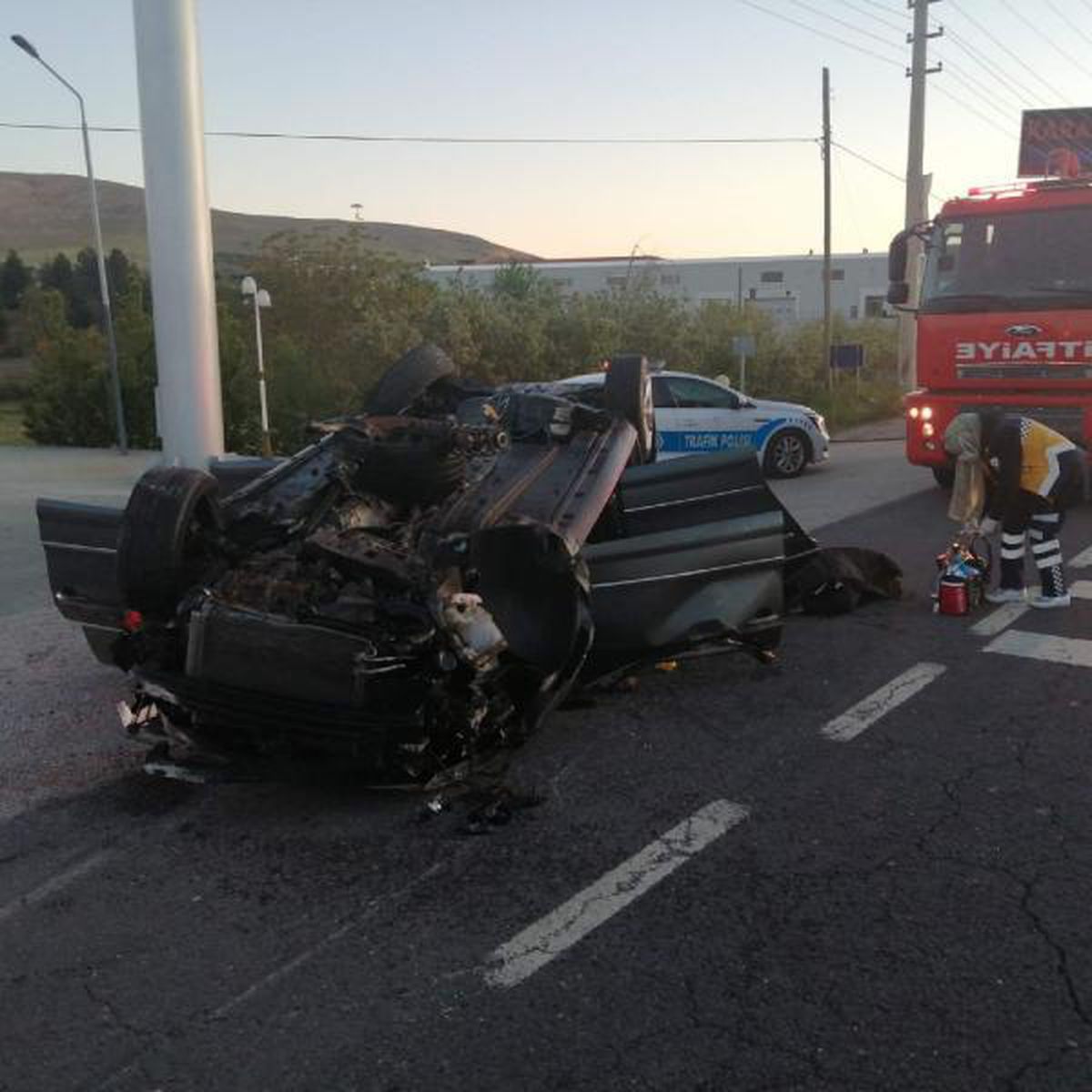 Elazığ'da trafik kazası: 1 ölü, 2 yaralı