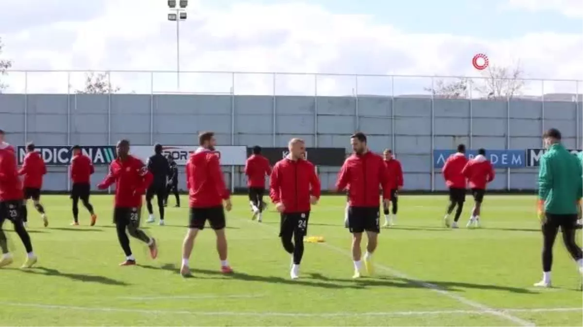 Sivasspor, Fenerbahçe maçının taktiğini çalıştı