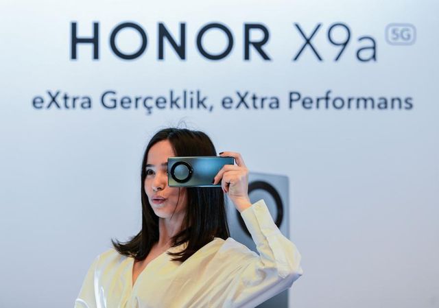 Çinli Akıllı Cihaz Üreticisi Honor, İstanbul'da Yeni Cep Telefonunu Tanıttı