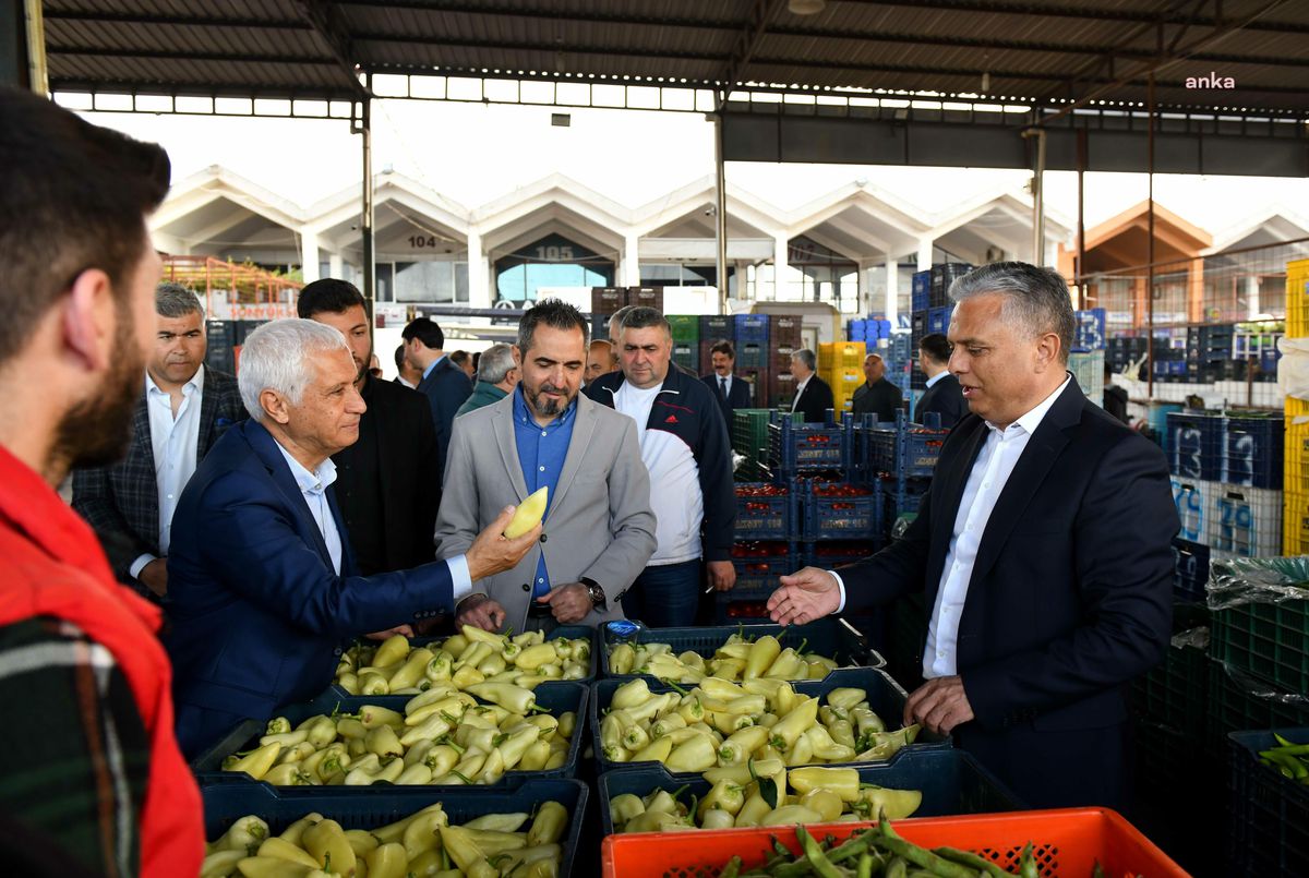 Muratpaşa Belediye Başkanı Uysal, Karpuz İthalatının Durdurulması Çağrısı Yaptı