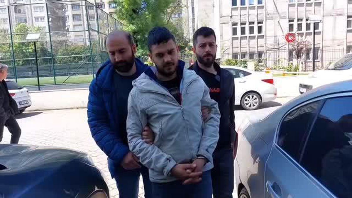 Samsun'da bir kişi tartıştığı genci sırtından bıçakla yaraladı