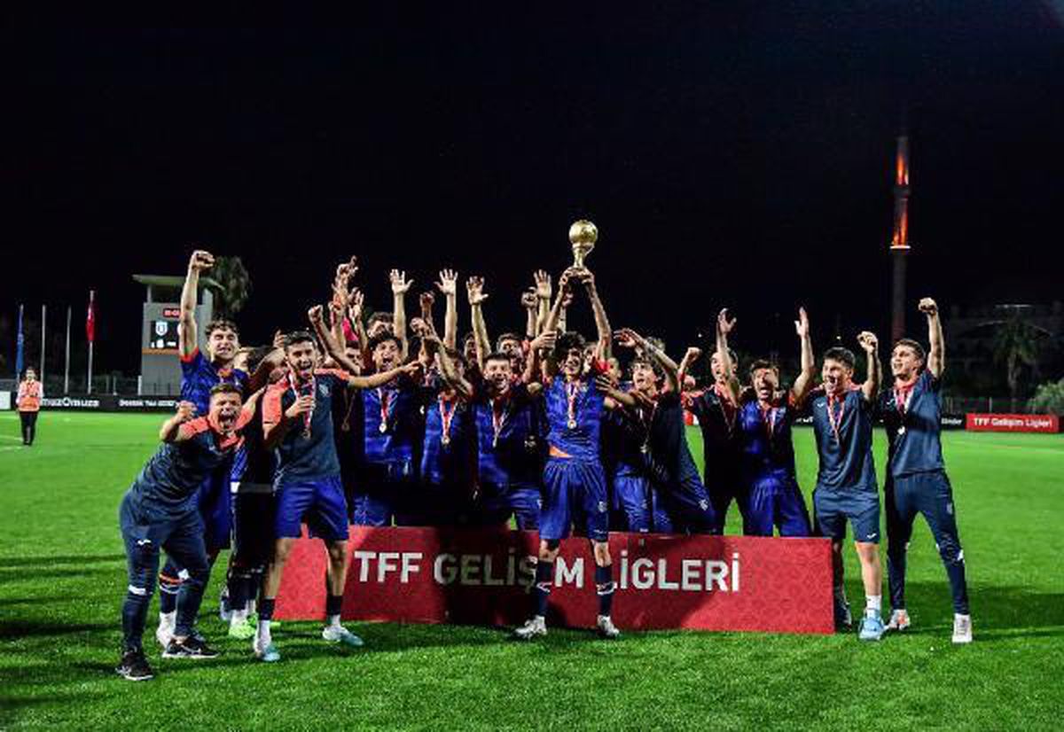 Başakşehir U19 Elit A Ligi Şampiyonu