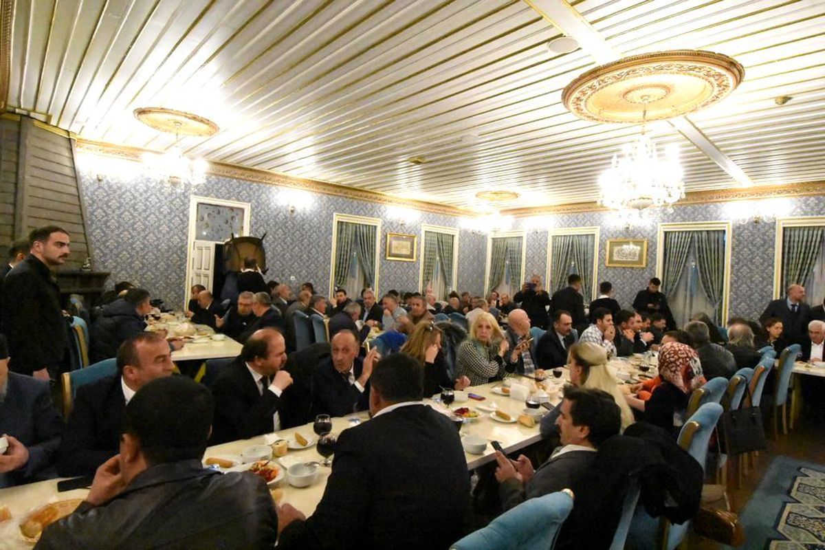 Ak Parti İl Başkanı Küçükoğlu: 'Millete istikamet hizmetinden şaşmadık'