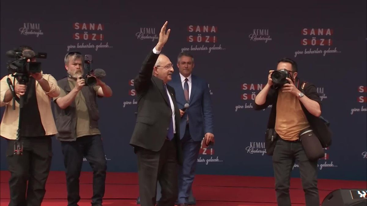 Kemal Kılıçdaroğlu, Niğde'de Gençlere Seslendi: 'Benim Size Bir Sözüm Var, En Rahat Eleştireceğiniz Cumhurbaşkanı Bu Kardeşiniz Olacak'