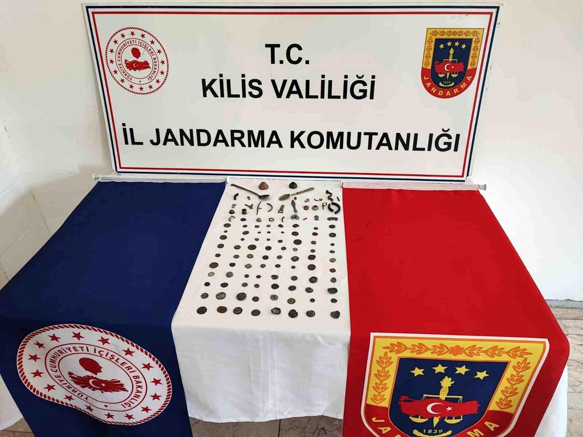 Kilis'te tarihi eser operasyonunda 2 gözaltı
