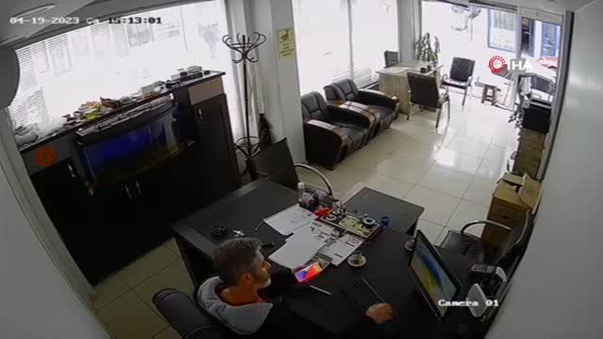 Silahlı saldırı kamerada