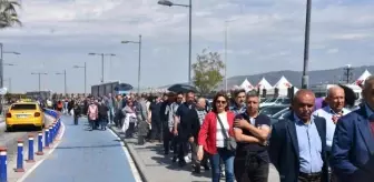 TCG Anadolu'ya İzmir'de Yoğun İlgi