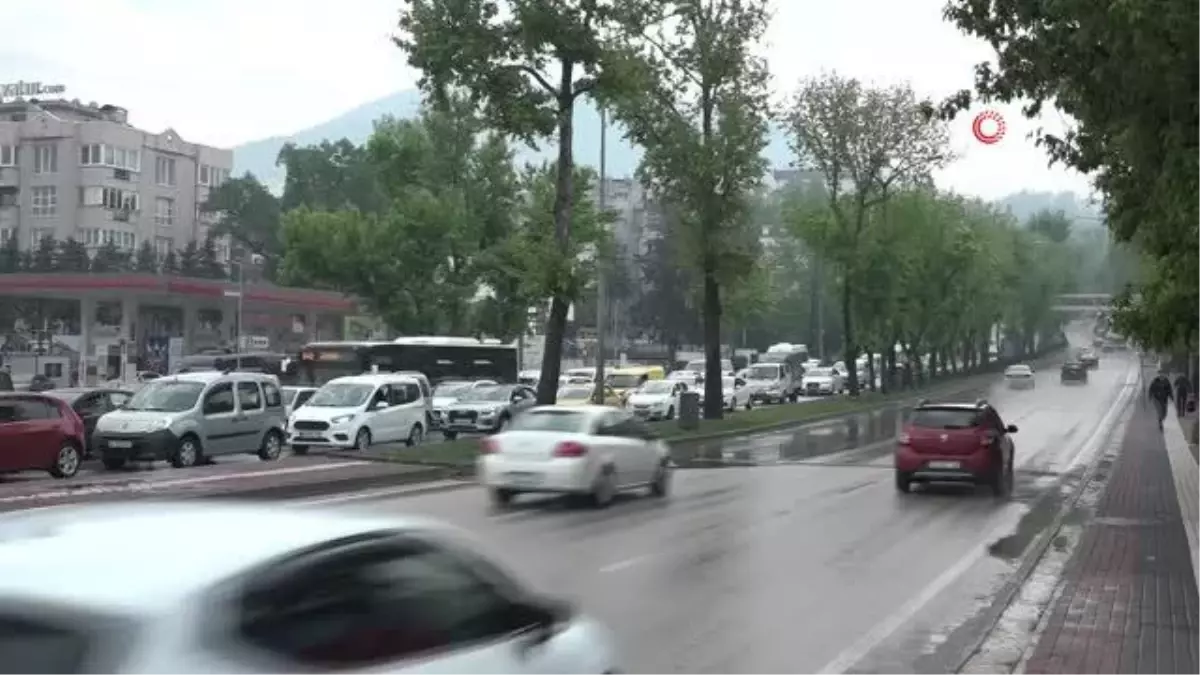 UEDAŞ'ın renklendirdiği 66. trafo, emniyet kemeri için uyardı