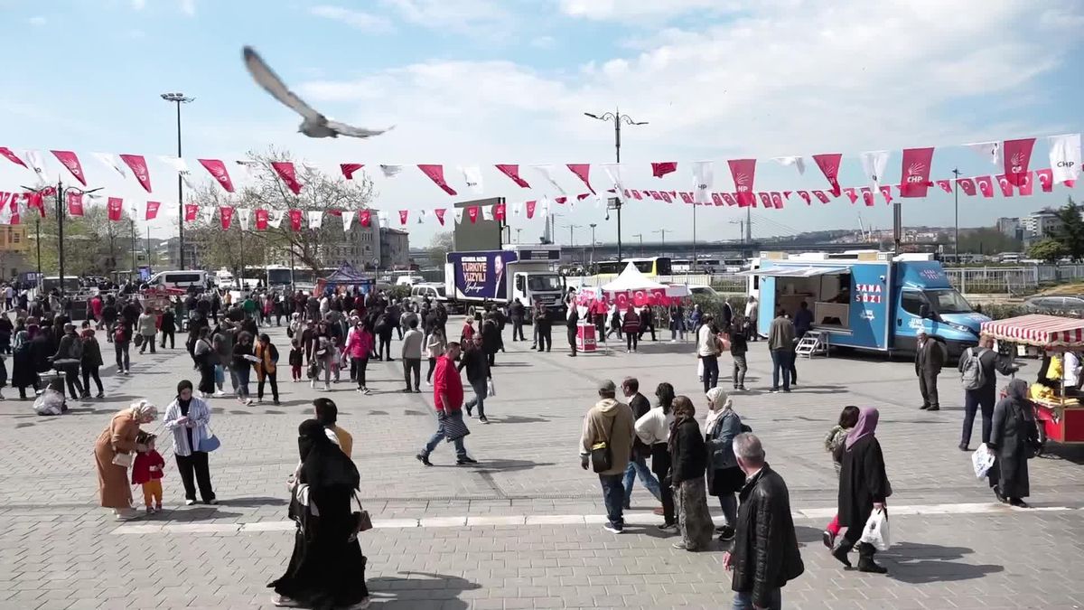 İstanbul'daki Terzilerde Seçim Yoğunluğu