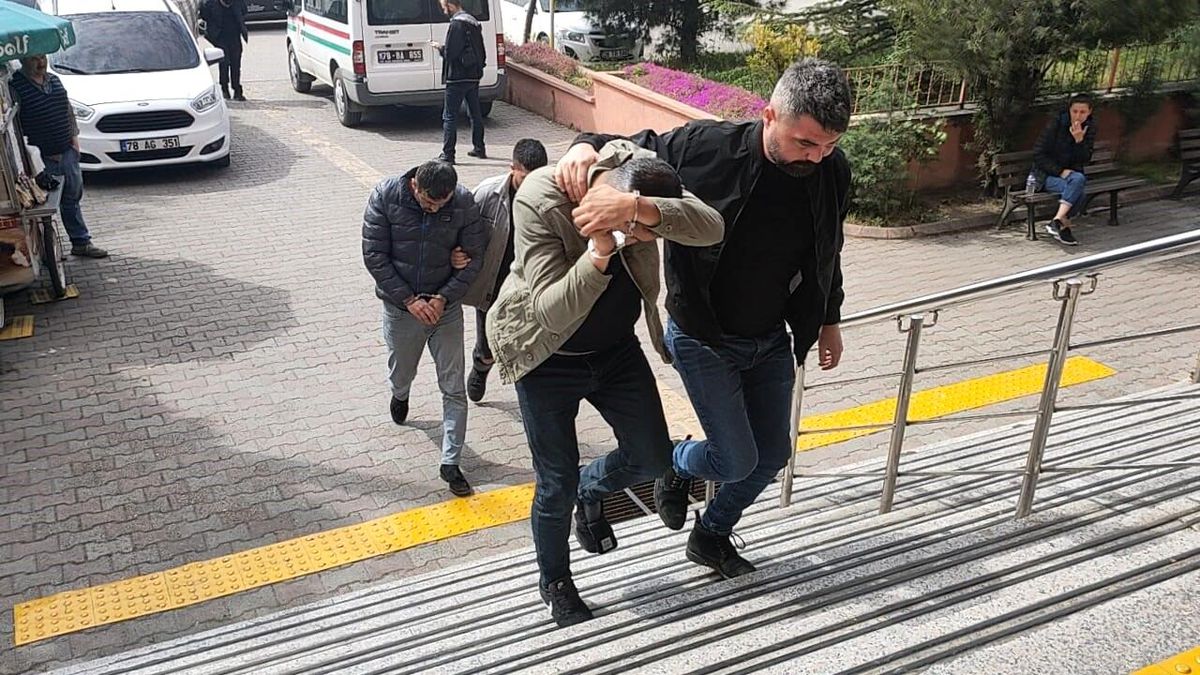 Karabük polisinden uyuşturucu tacirlerine darbe