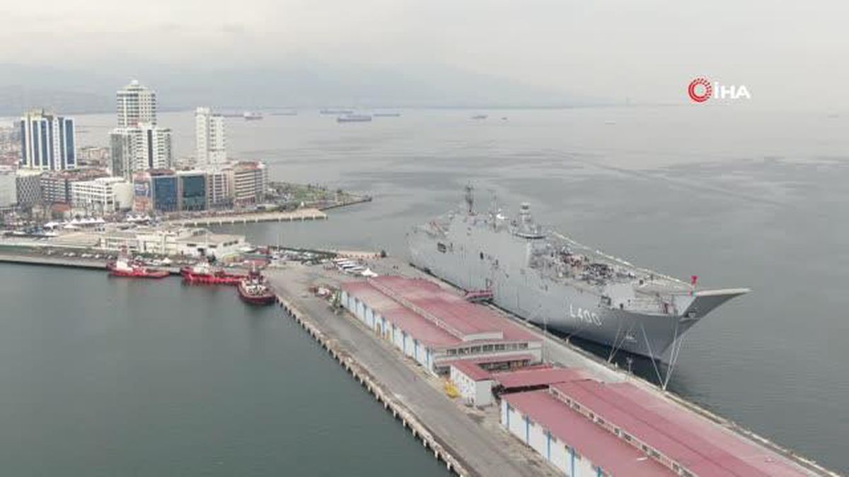Milli gurur TCG Anadolu'ya İzmir'de 2 günde 20 bini aşkın ziyaretçi