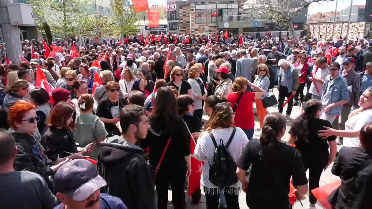CHP Grup Başkanvekili Özgür Özel'den AK Parti'ye Eleştiri
