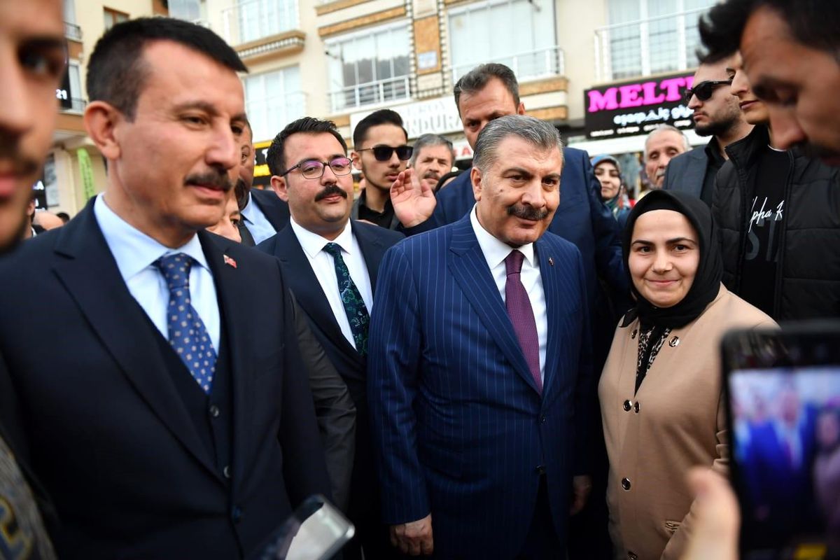 Sağlık Bakanı Koca, Altındağ'da inşasına başlanacak hastane alanında incelemelerde bulundu