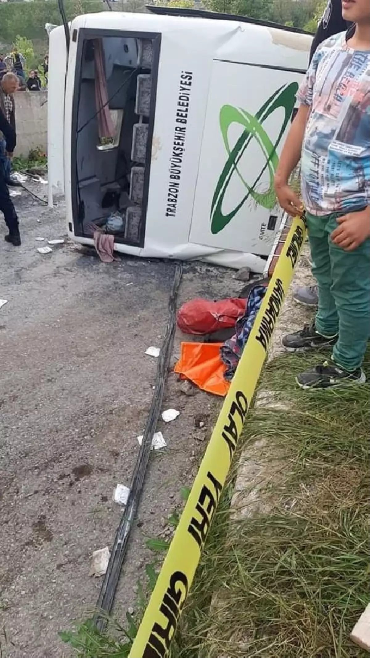 Trabzon'da Yolcu Midibüsü Kazası: 5 Ölü, 38 Yaralı