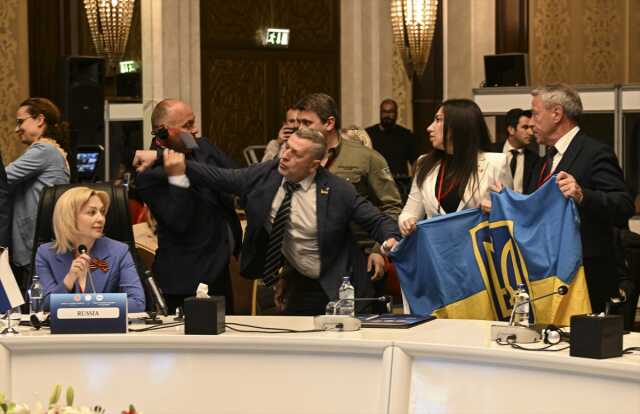 Ukraynalı ve Rus yetkililerin birbirine girmesi TBMM Başkanı Şentop'u çok kızdırdı