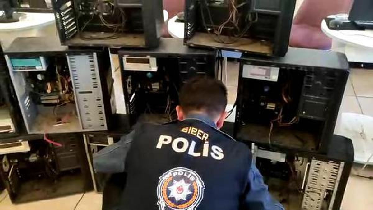 Diyarbakır'da güzellik salonu görünümü verilen iş yerlerinde yasa dışı bahis operasyonu