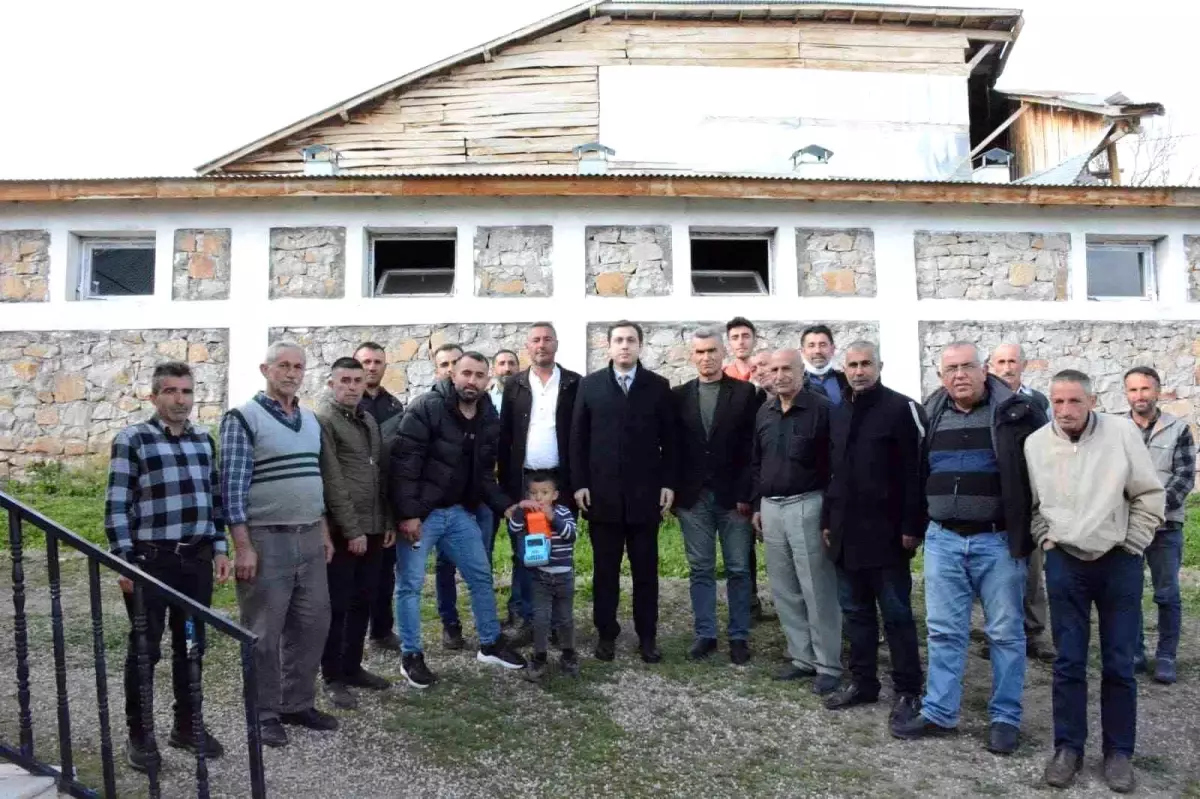 Yedisu Kaymakamı Başar, köy sakinleriyle bir araya geldi
