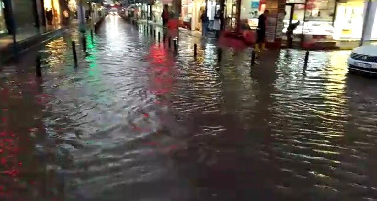 Ankara'da yağmur ve dolu etkili oldu