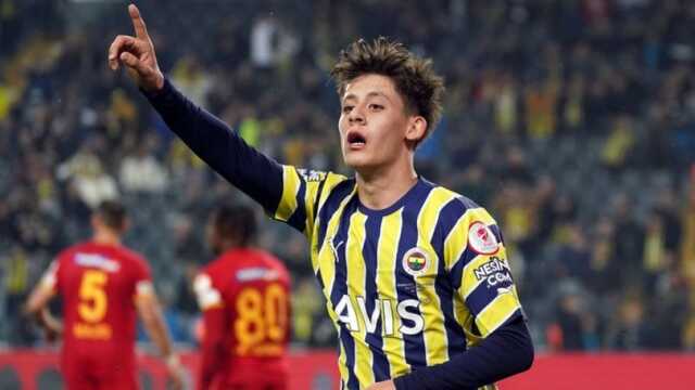 Borussia Dortmund'un dev Arda planı! 100 milyon euroluk yıldızın yerine gidiyor Borussia Dortmund'un dev Arda planı! 100 milyon euroluk yıldızın yerine gidiyor