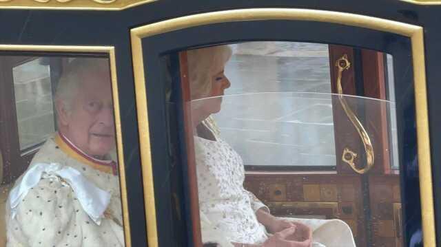 Dünyanın gözü burada! Kral 3. Charles'ın taç giyme töreni protestoların gölgesinde başladı Dünyanın gözü burada! Kral 3. Charles'ın taç giyme töreni protestoların gölgesinde başladı