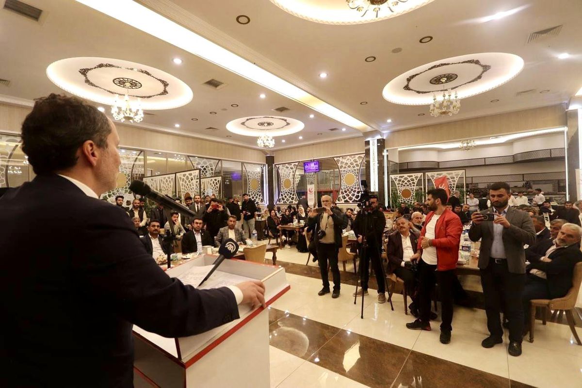 Erbakan, Malatya'da STK'lar ile buluştu