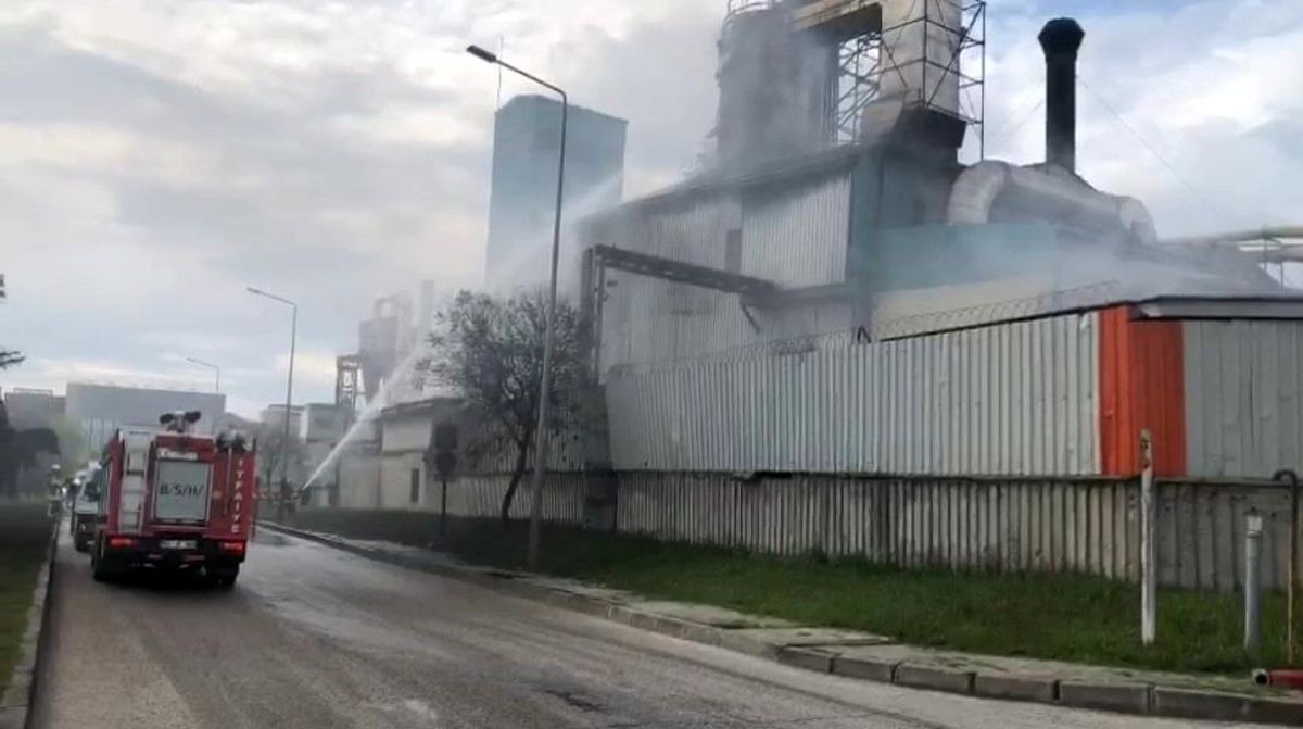 Kereste fabrikasındaki yangın kontrol altına alındı