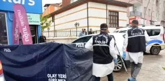 Karaman'da Marketin Önünde Ölü Bulundu