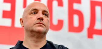 Rus yazar ve siyasetçi Yevgeniy Prilepin'in aracına bombalı saldırı