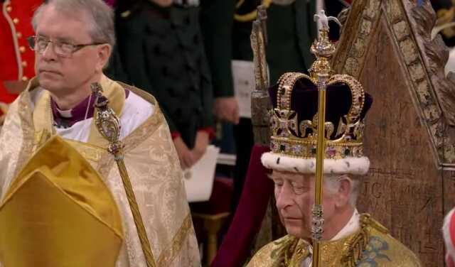Son Dakika! İngiltere Kralı 3. Charles, görkemli bir törenle tacını taktı Son Dakika! İngiltere Kralı 3. Charles, görkemli bir törenle tacını taktı