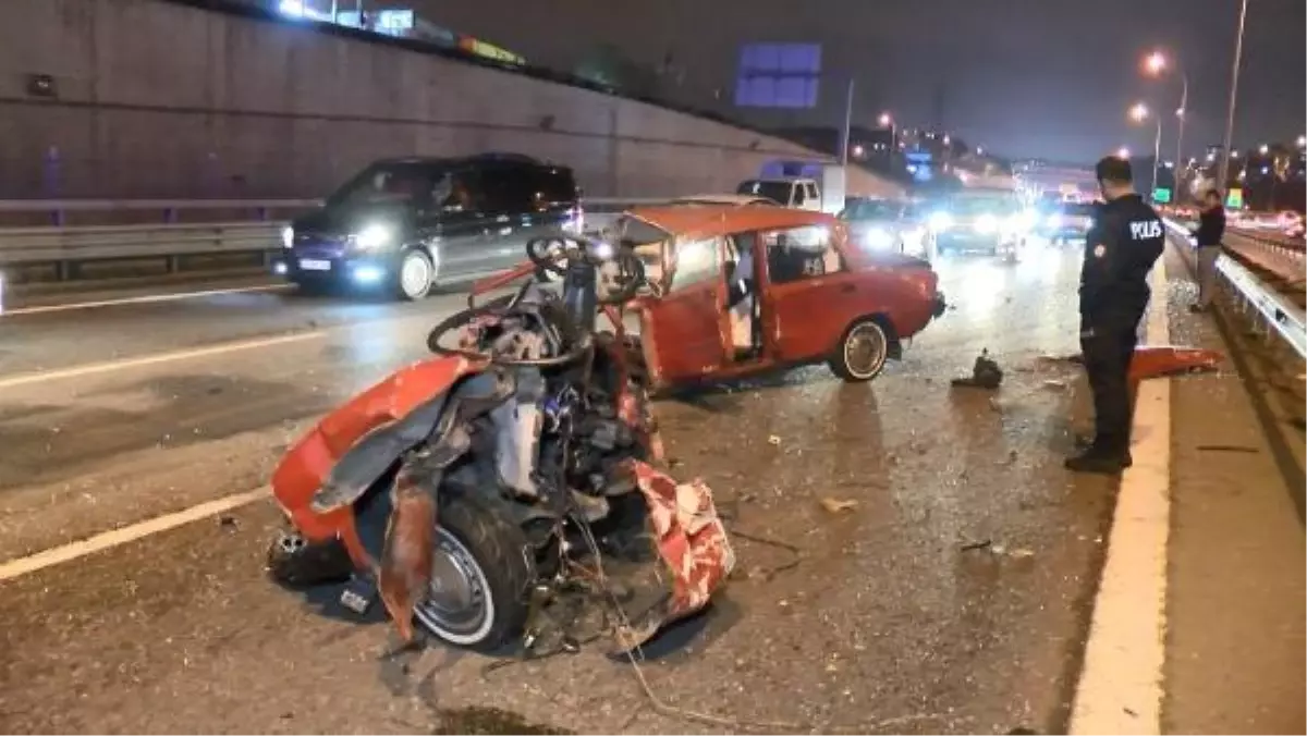 Sultanbeyli'de Alkollü Sürücüden Korkunç Kaza: 2 Yaralı