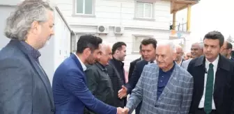 Binali Yıldırım Burdur'da İşçilerle Bir Araya Geldi