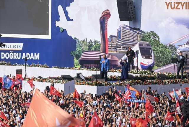 1 milyon 700 bin kişi katıldı! İşte fotoğraflarla AK Parti'nin Büyük İstanbul Mitingi