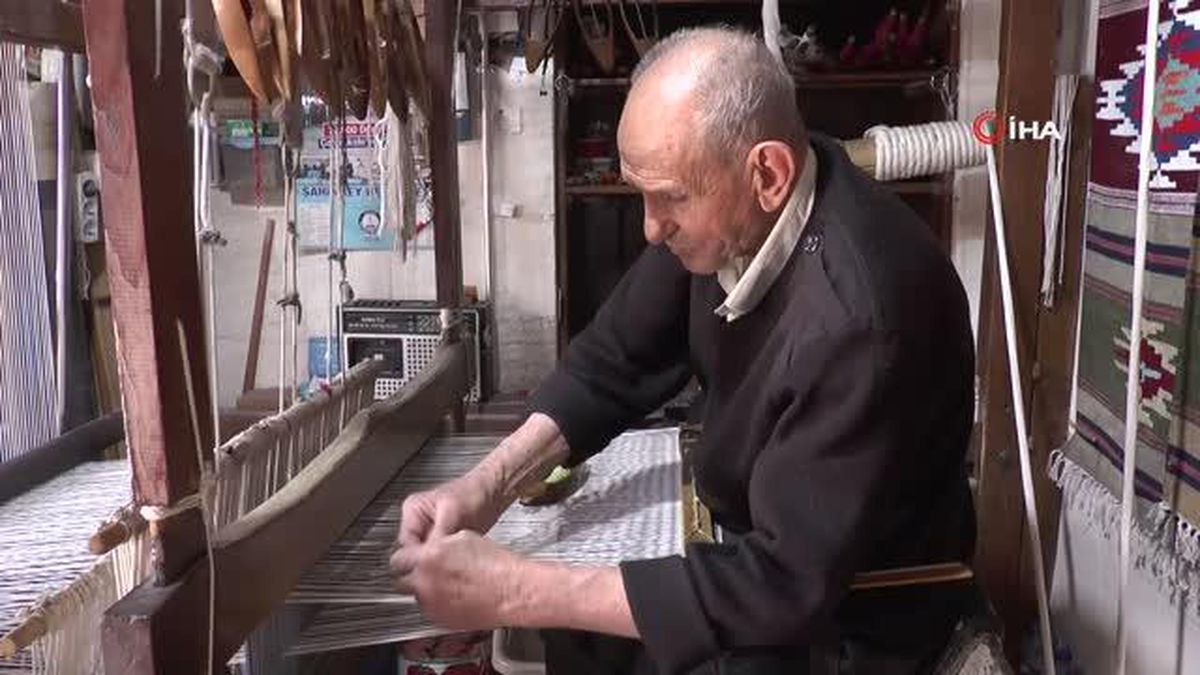 3 metrekarelik dükkanda ürettiği kilimleri dünyaya ihraç ediyor