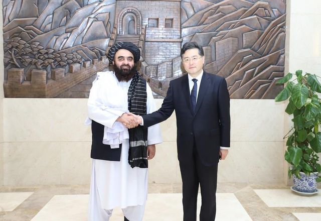 Çin Dışişleri Bakanı: Afganistan'da En Kısa Sürede İstikrarın Sağlanmasına Yardım Edeceğiz